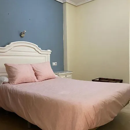 Medina Centro מלון 2*